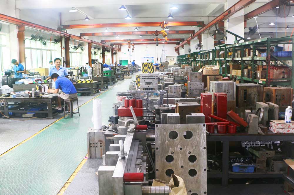 Metal injection molding