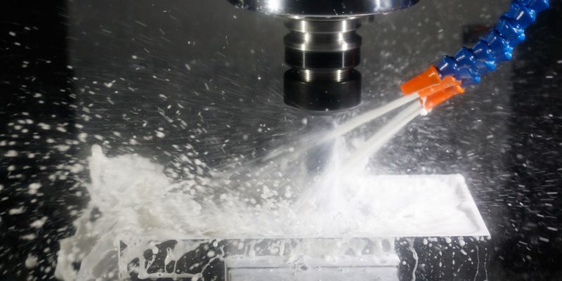 Requirements for the selection of special fluids for CNC machining centers